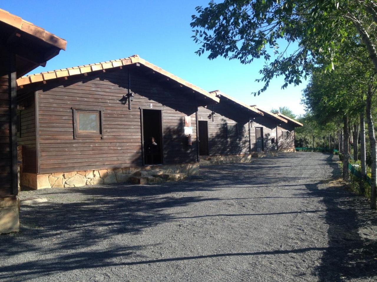 Camping Casa Fausto Cerca De Dinopolis Formiche Alto المظهر الخارجي الصورة